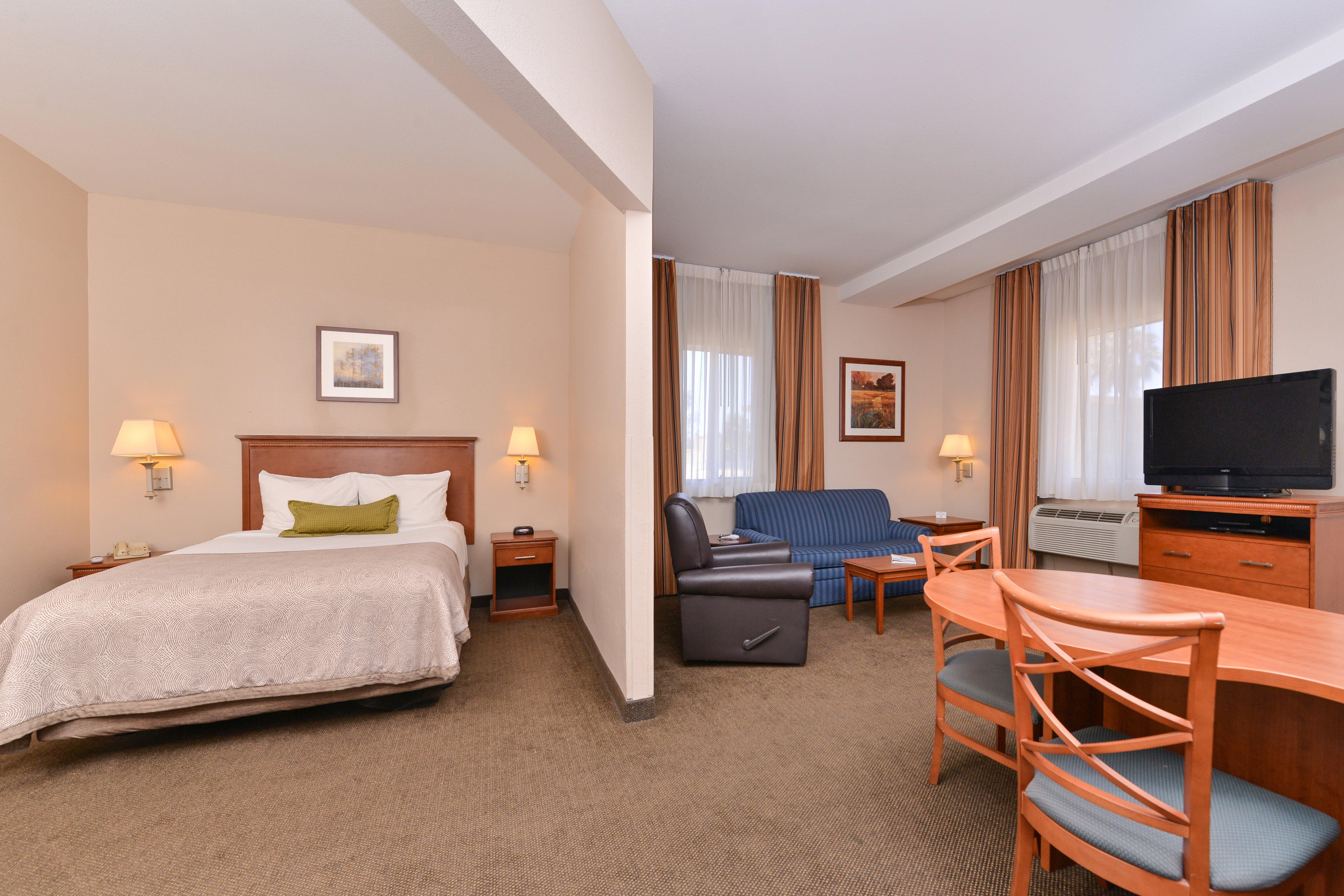 Candlewood Suites San Diego By Ihg Eksteriør billede