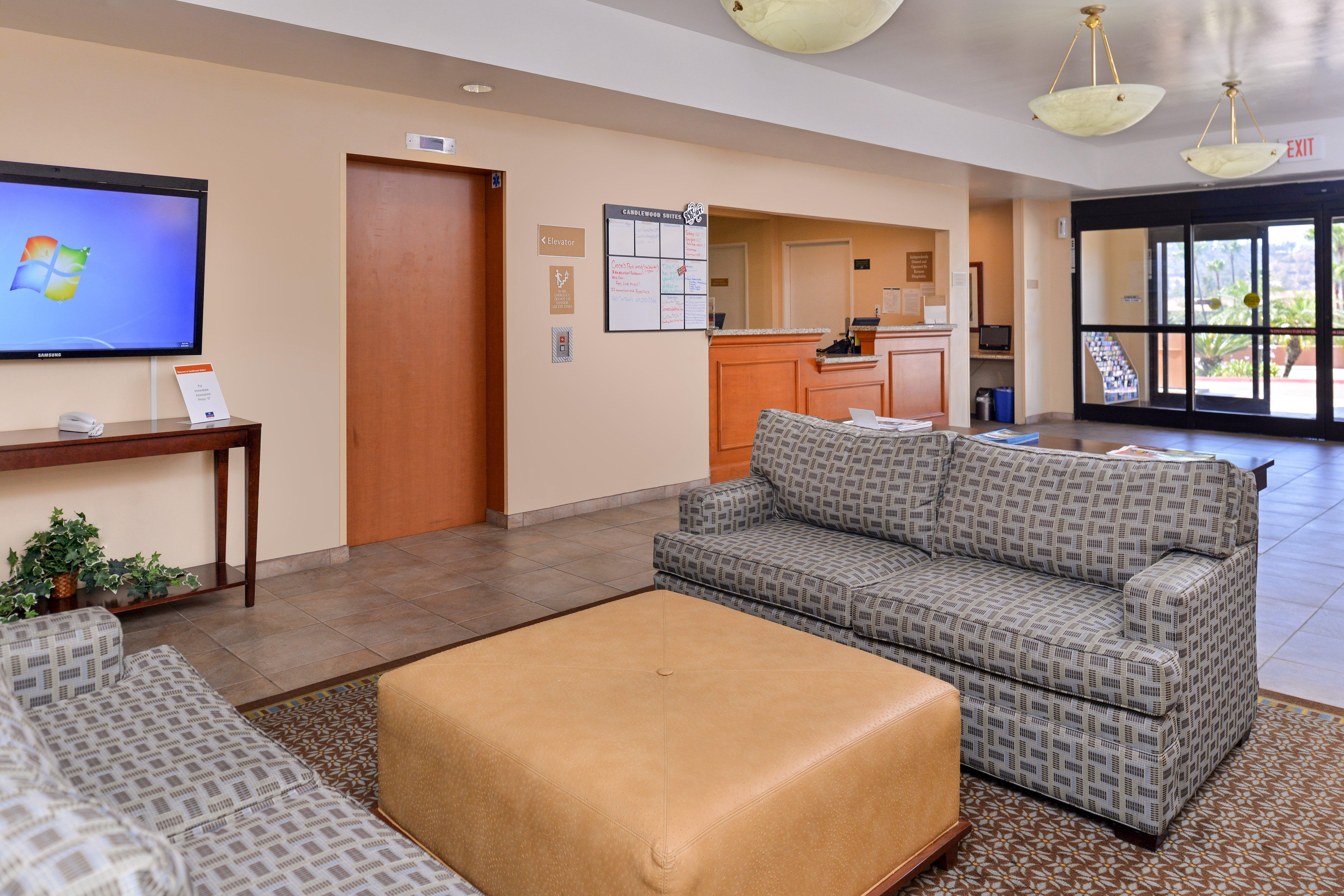 Candlewood Suites San Diego By Ihg Eksteriør billede